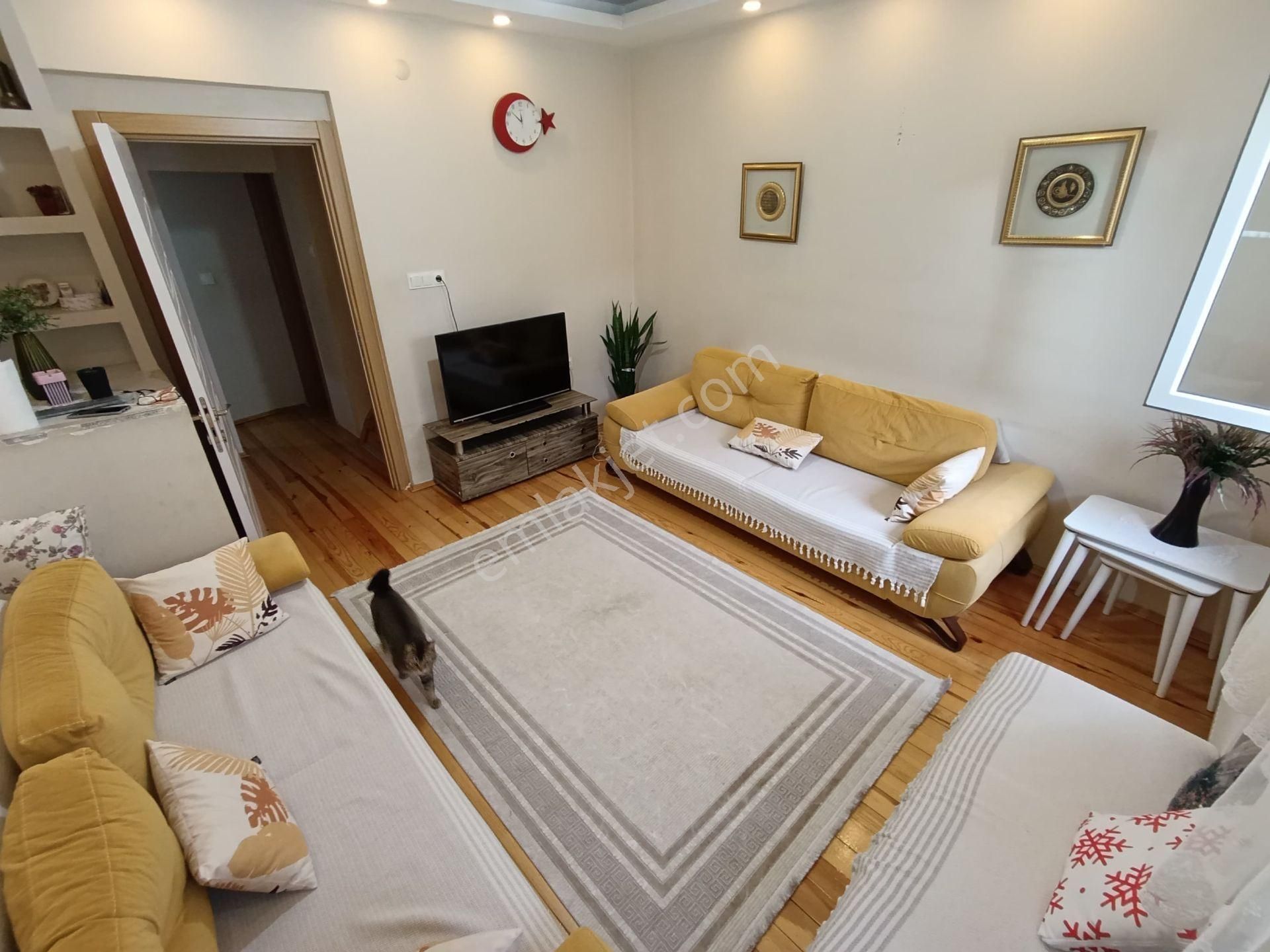 Nüans'tan Fatih Yedikule'de Satılık 3 Katlı Müstakil Ev - Görsel 5