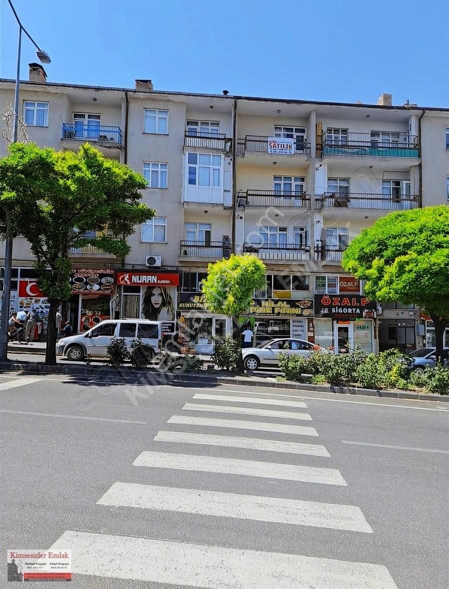 İncesu Merkez'de Cadde Üstü 3+1 Uygun Fiyatli Daire