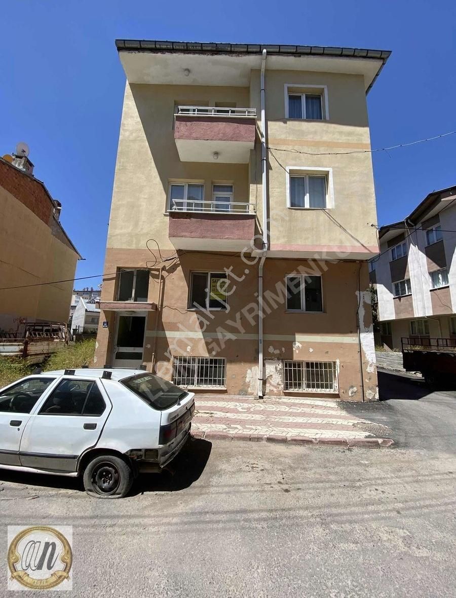 Alfin Gayrimenkul'den Akdeğirmen Caddesinde 2+1 Fırsat Daire
