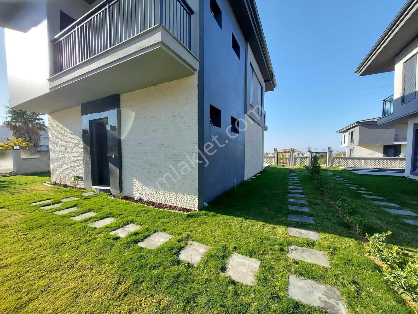 Kuşadası Güzelçamlı Satılık Yeni Geniş Bahçeli Müstakil Villa - Görsel 9
