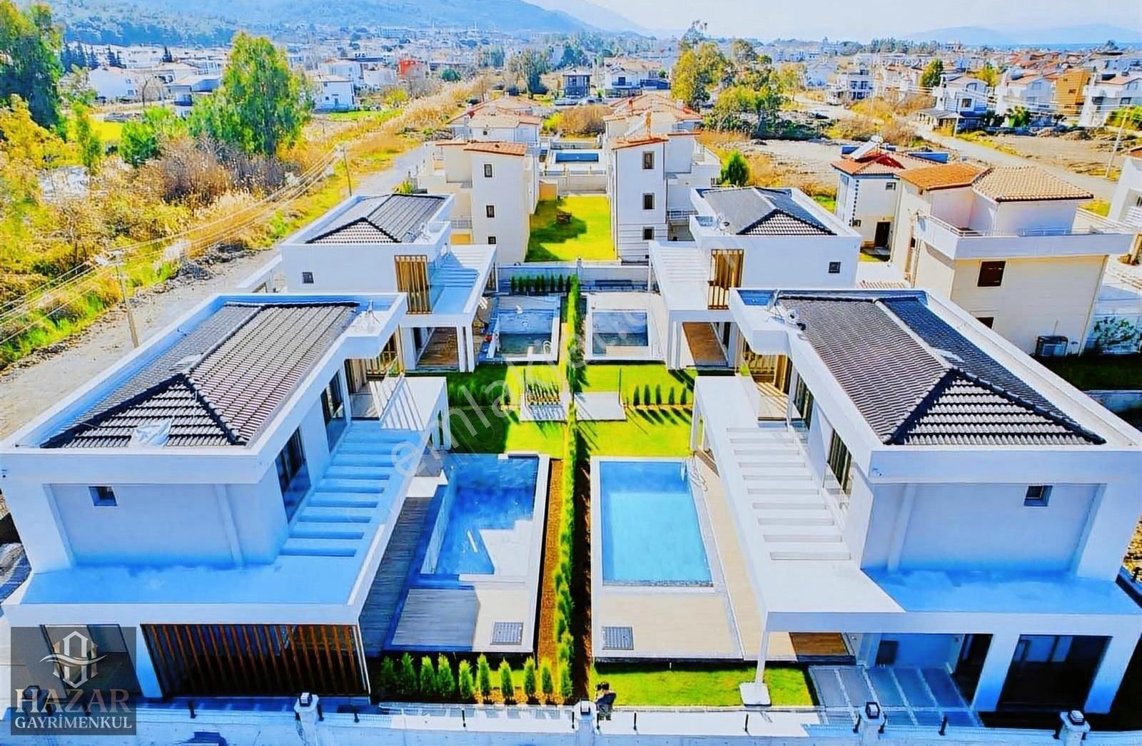 Kuşadası Güzelçamlıda Satılık Özel Havuzlu 3+1 Villa