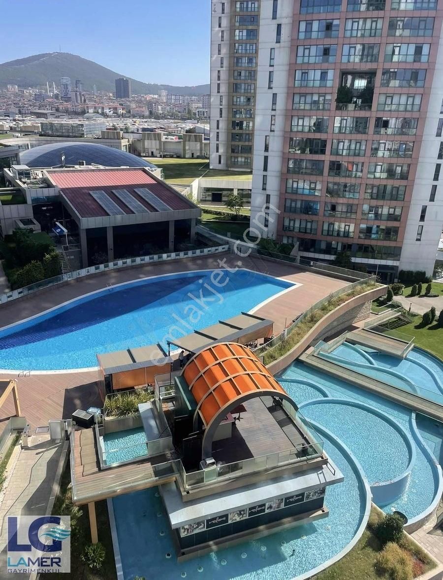 Lamer Ataşehir Brandium Residence Havuz Mnz.eşyalı Boş 1+1
