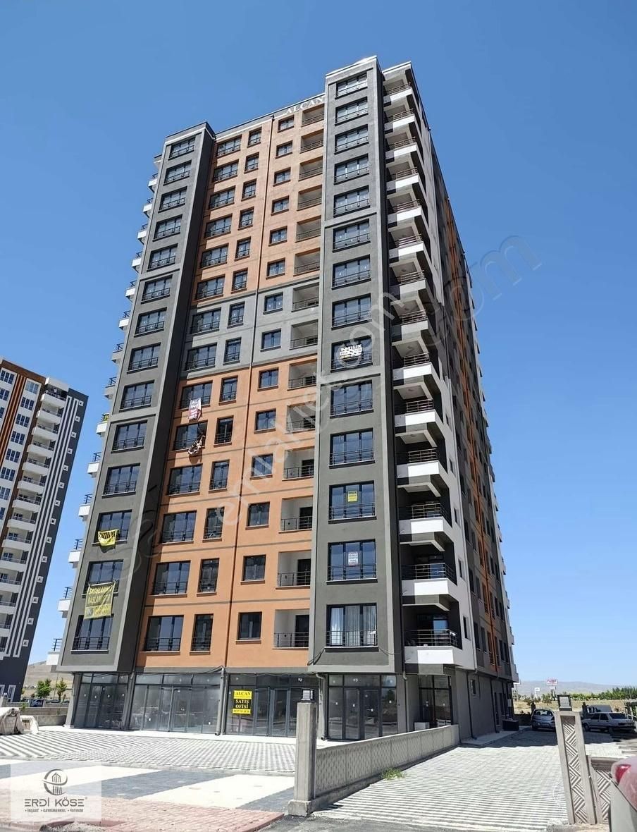Beyazşehir Alcan İnşaat 4+0 Satılık Sıfır Lüx Daire