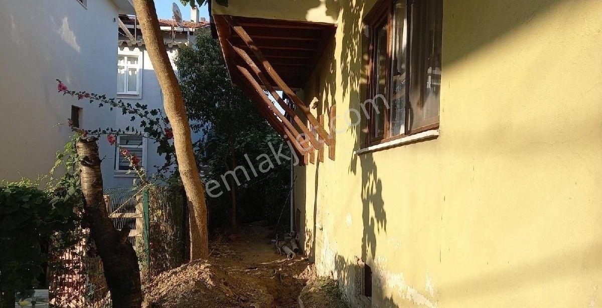 Müstakil 195 M2 Arsa İçinde 4+1 165 M2 Olan Dublex Ev Satılık... - Görsel 17