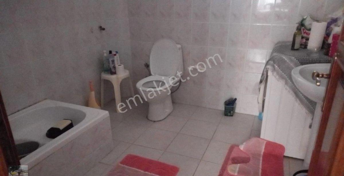 Müstakil 195 M2 Arsa İçinde 4+1 165 M2 Olan Dublex Ev Satılık... - Görsel 7
