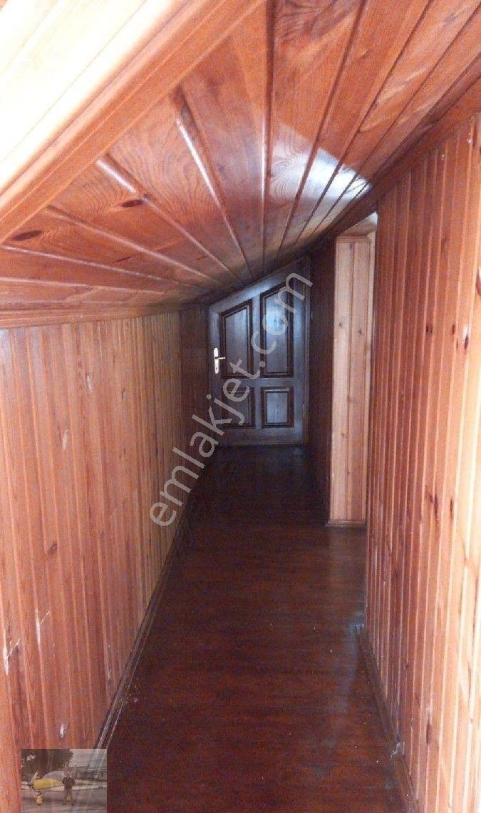 Müstakil 195 M2 Arsa İçinde 4+1 165 M2 Olan Dublex Ev Satılık... - Görsel 8