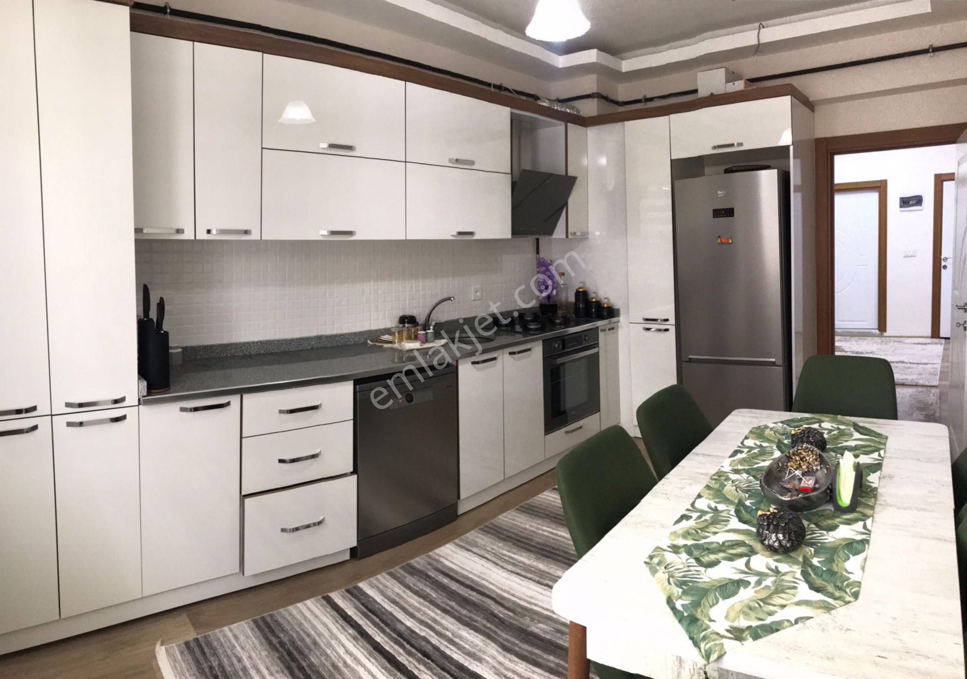 Site İçerisinde Satılık 4 + 1 Lüks Daire - Görsel 21