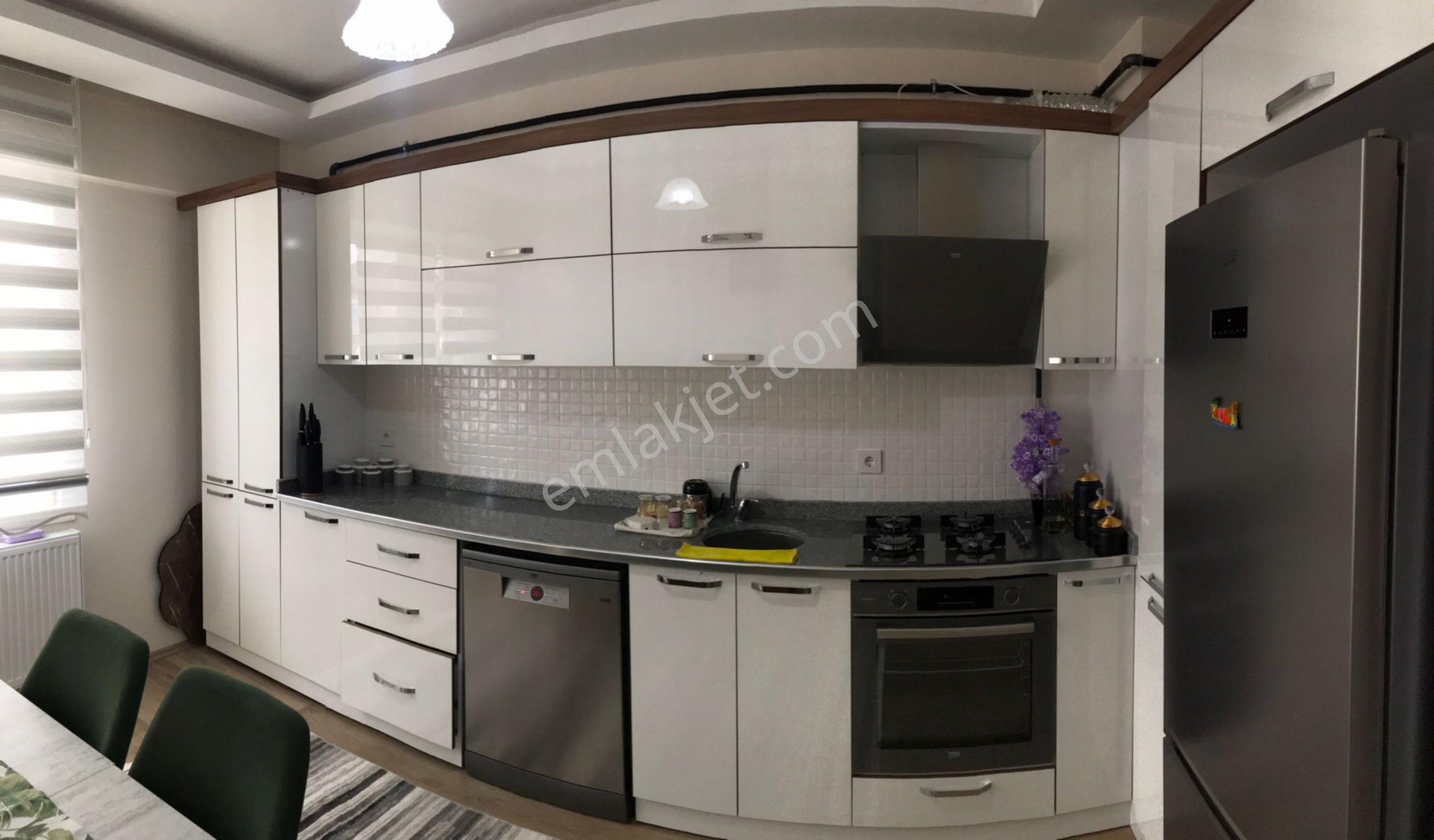 Site İçerisinde Satılık 4 + 1 Lüks Daire - Görsel 18