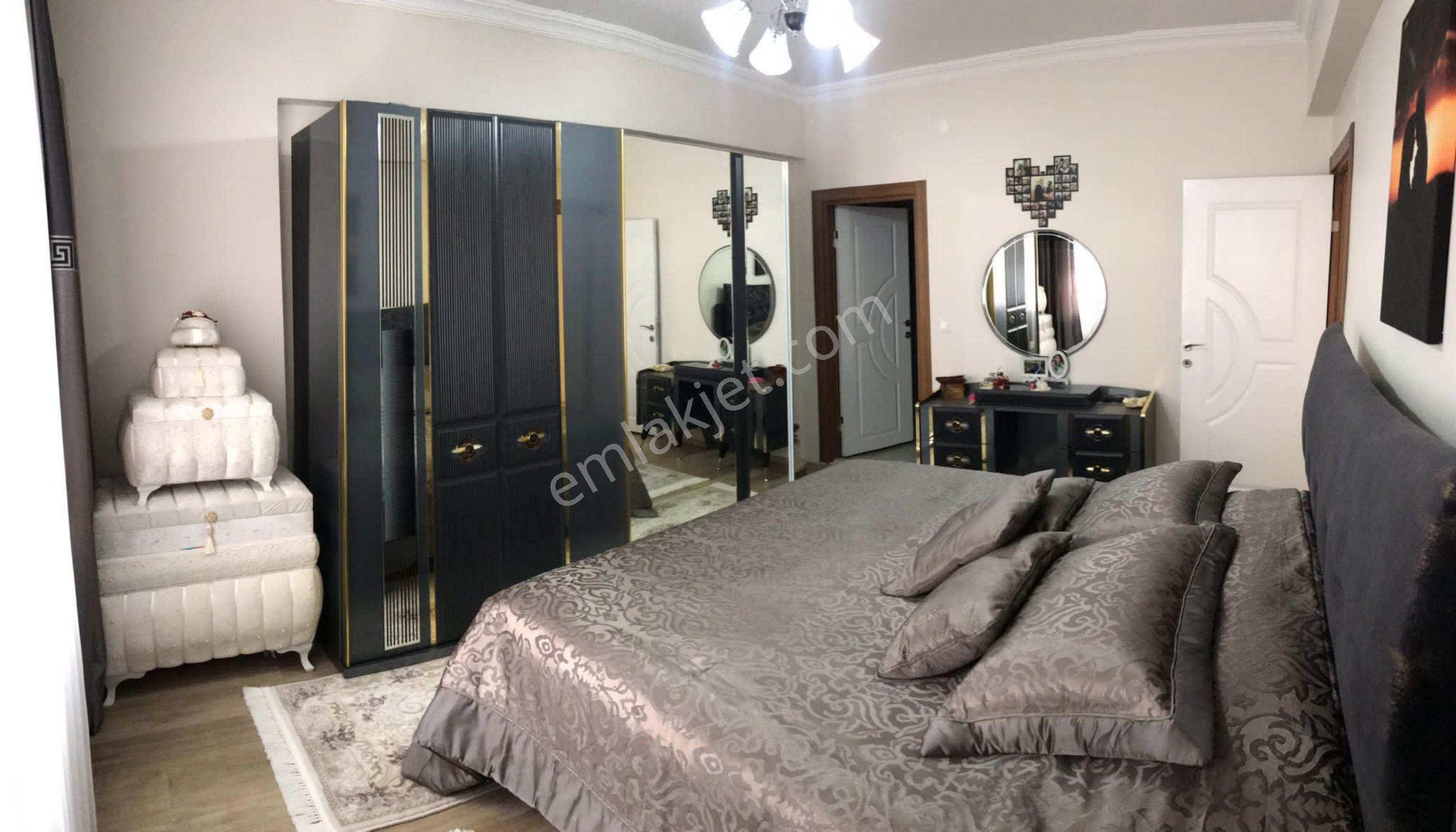 Site İçerisinde Satılık 4 + 1 Lüks Daire - Görsel 10