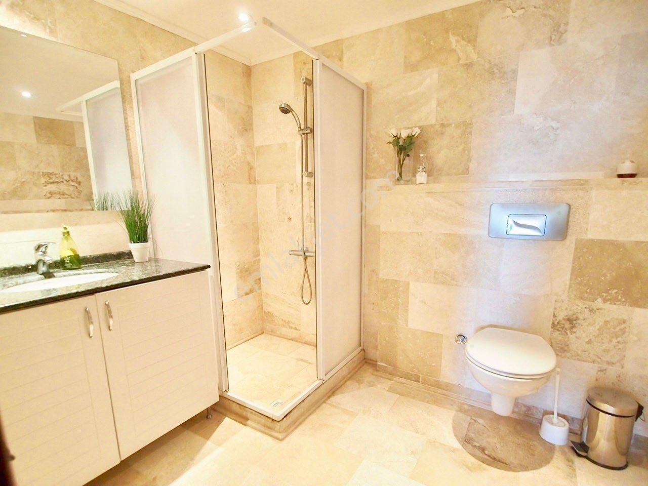 Yalıkavakta Manzaralı Bahçeli Satılık Villa Full Eşyalı Bakımlı - Görsel 25
