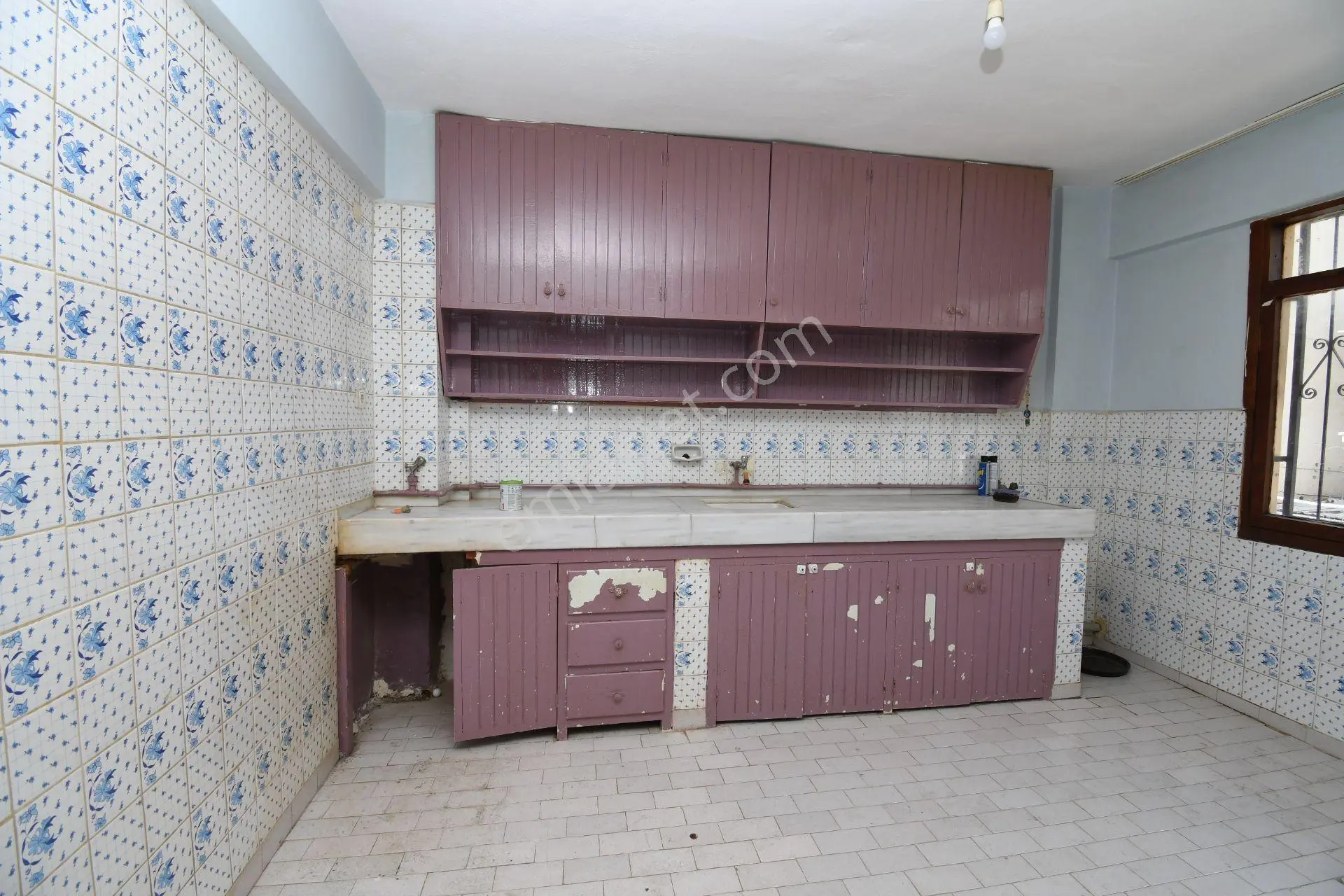 Kuşadası Merkezde - Mükemmel Konumda 2+1 Daire/ofis/dükkân Eşsiz Konum Avantajları - Görsel 9