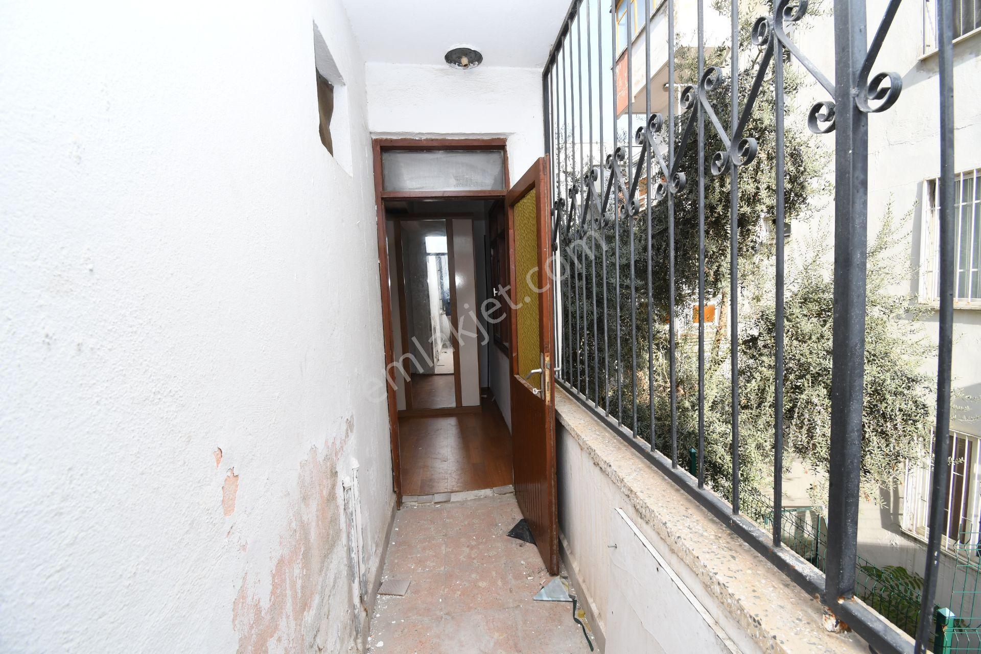 Kuşadası Merkezde - Mükemmel Konumda 2+1 Daire/ofis/dükkân Eşsiz Konum Avantajları - Görsel 23