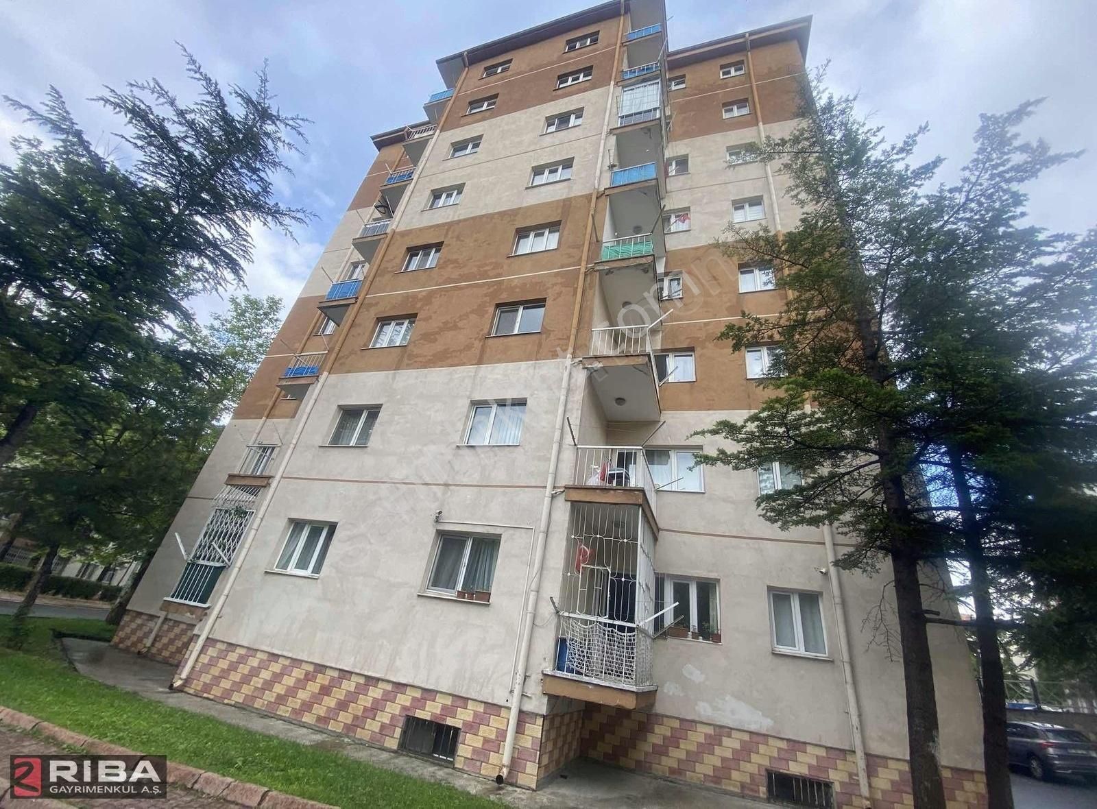 Belsinde İçi Full Yapılı Satılık 3+1 Daire