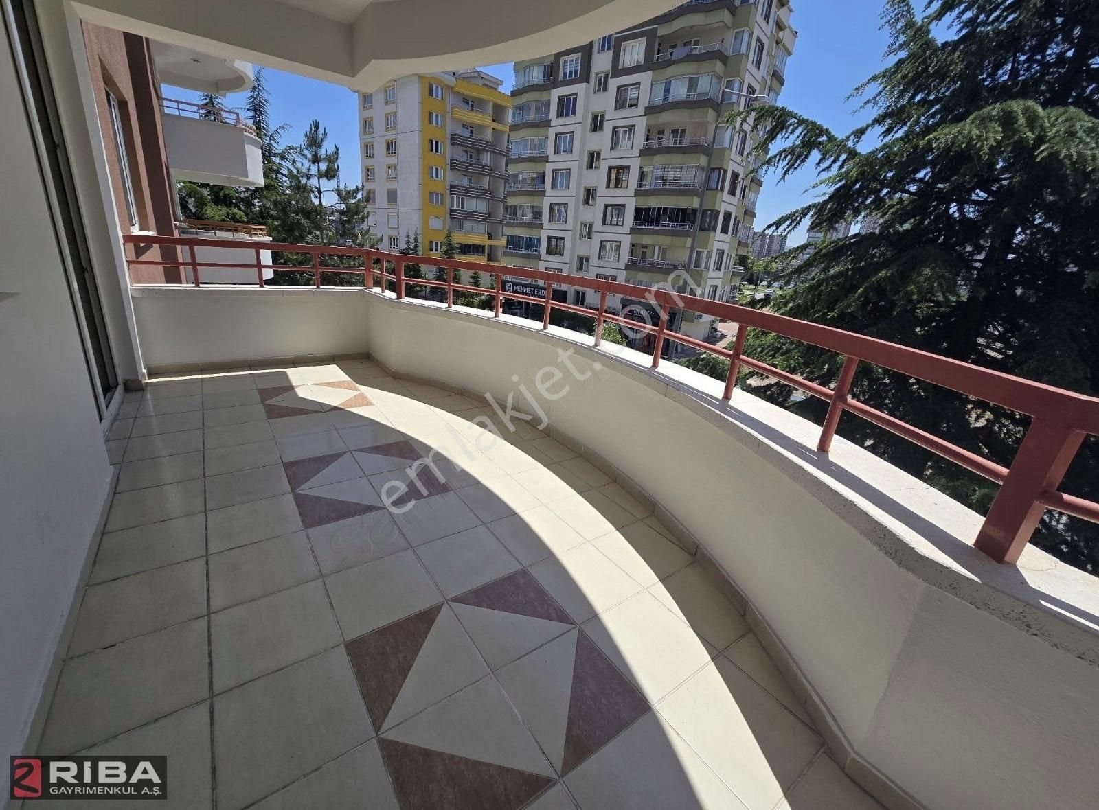 Köşk'te 4+1 Geniş Bakımlı Fırsat Daire - Görsel 4