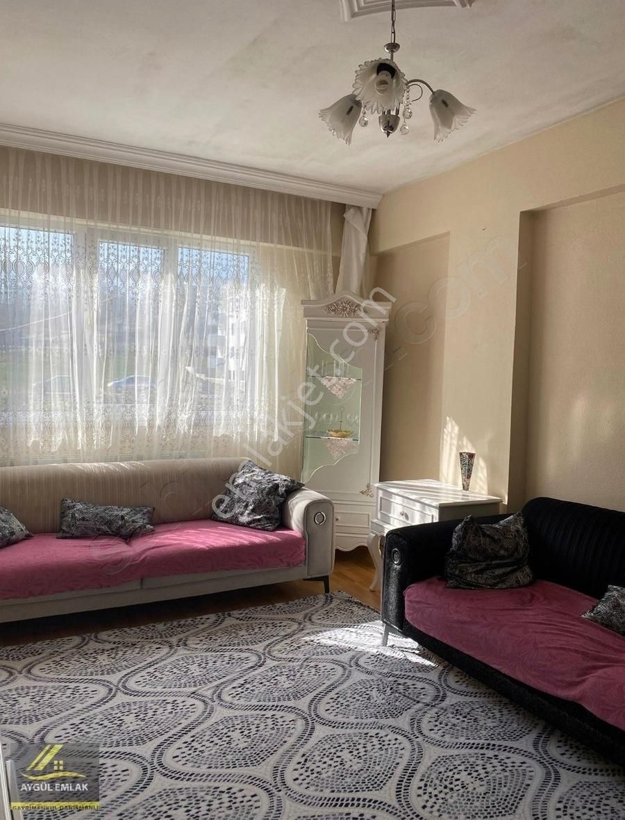 Aygül'den Bursa İnegöl Yeniceköy 114 M2 2+1 Satılık Daire