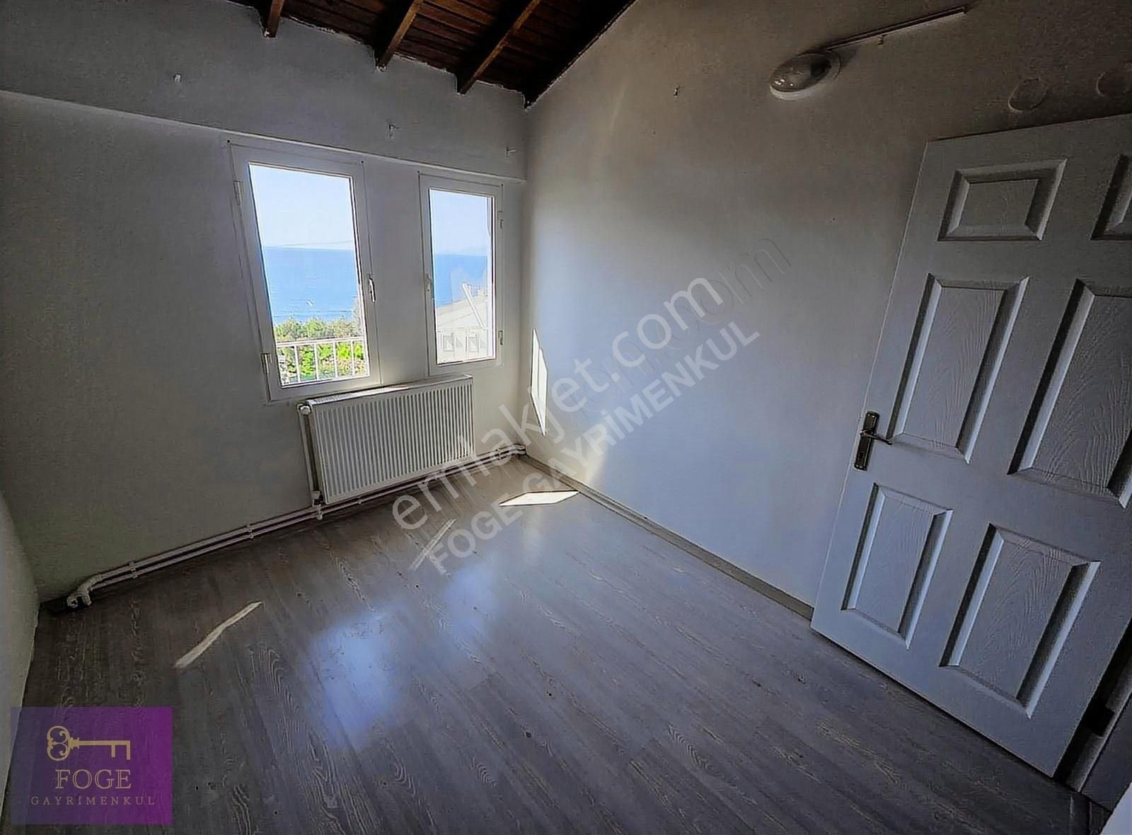 Yenifoça'da Deniz Ve Marina Manzaralı 3+1 Bahçeli Satılık Villa - Görsel 10