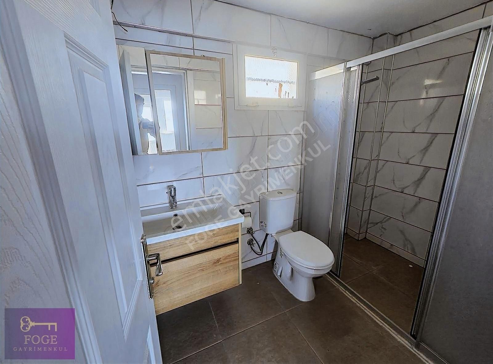 Yenifoça'da Deniz Ve Marina Manzaralı 3+1 Bahçeli Satılık Villa - Görsel 26