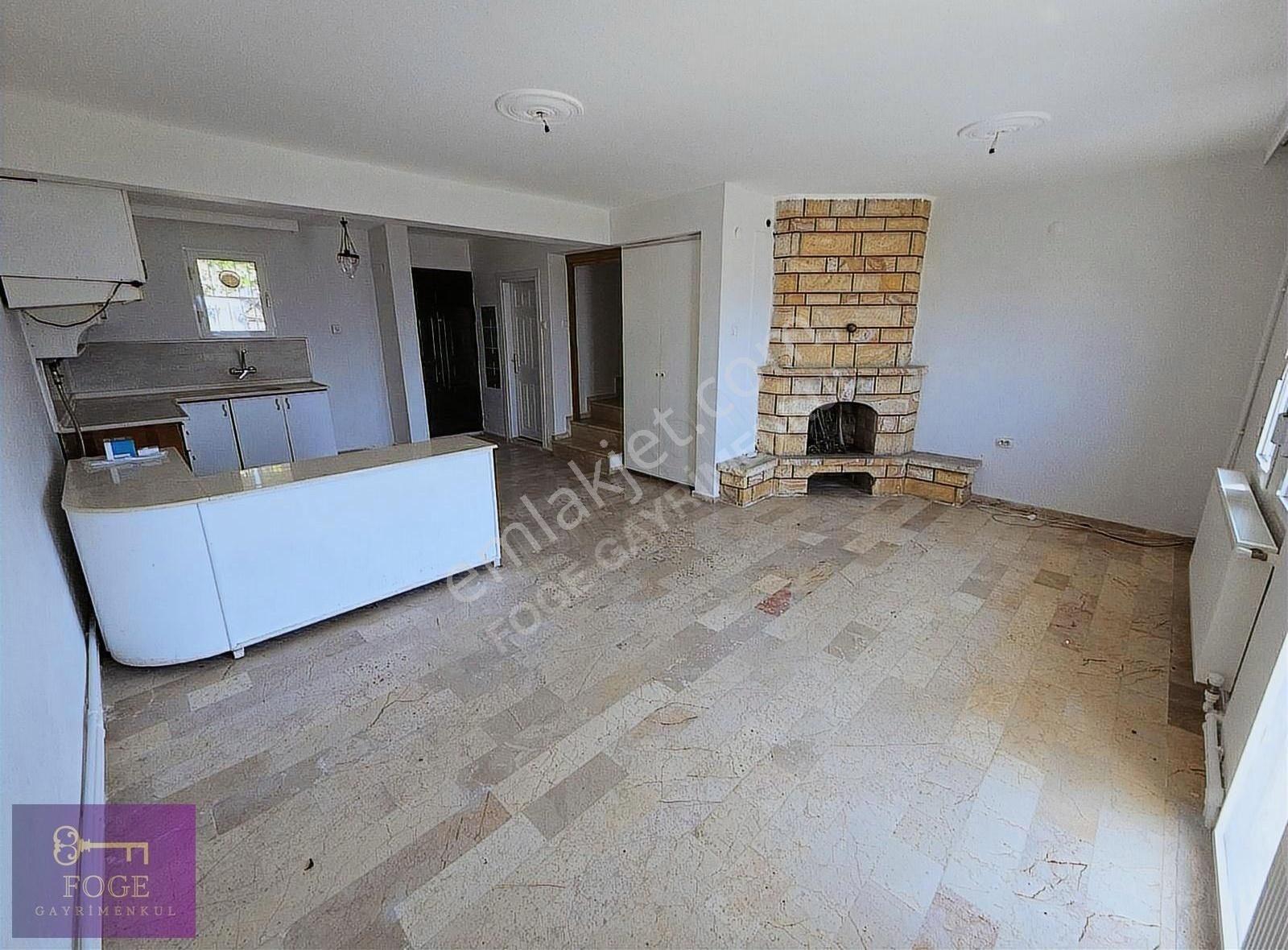 Yenifoça'da Deniz Ve Marina Manzaralı 3+1 Bahçeli Satılık Villa - Görsel 25