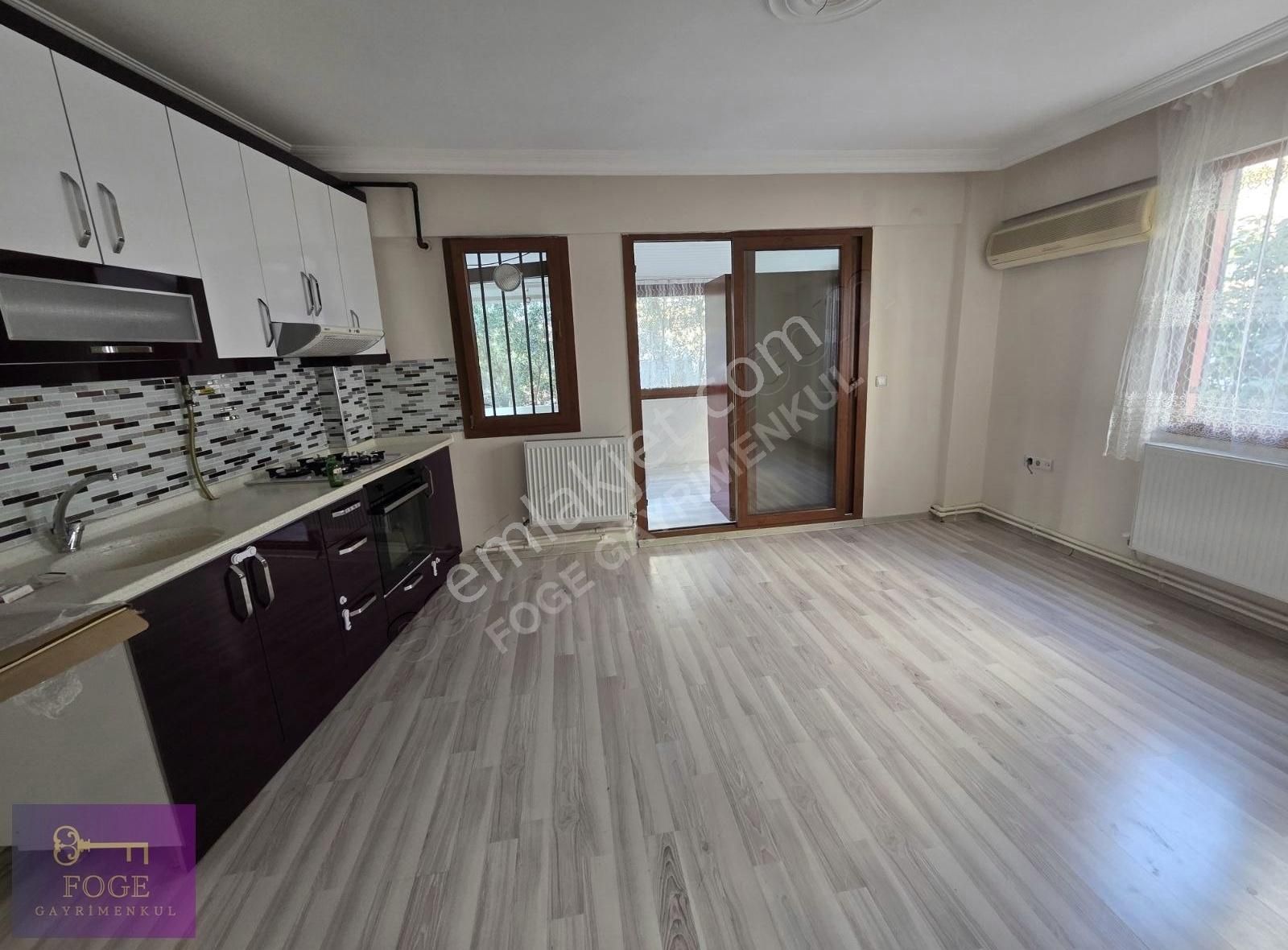 Yenifoça Merkez Otogar Yakını Bahçe Katı 1+1 Satılık Daire
