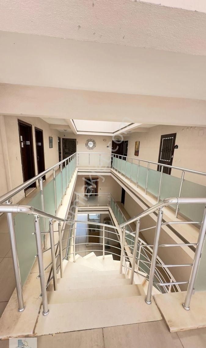 Altınkumda Denize Sıfır 110 Metre Full Deniz Manzaralı Geniş Teraslı Eşyalı 1+1 Dubleks Daire - Görsel 13