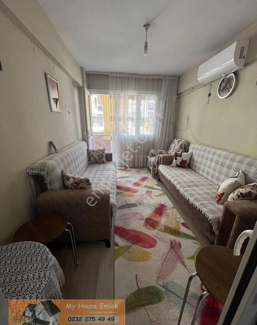 İzmir Konak Zeytinlik Mahallesi 2+ 1 Açık Mutfak Daire