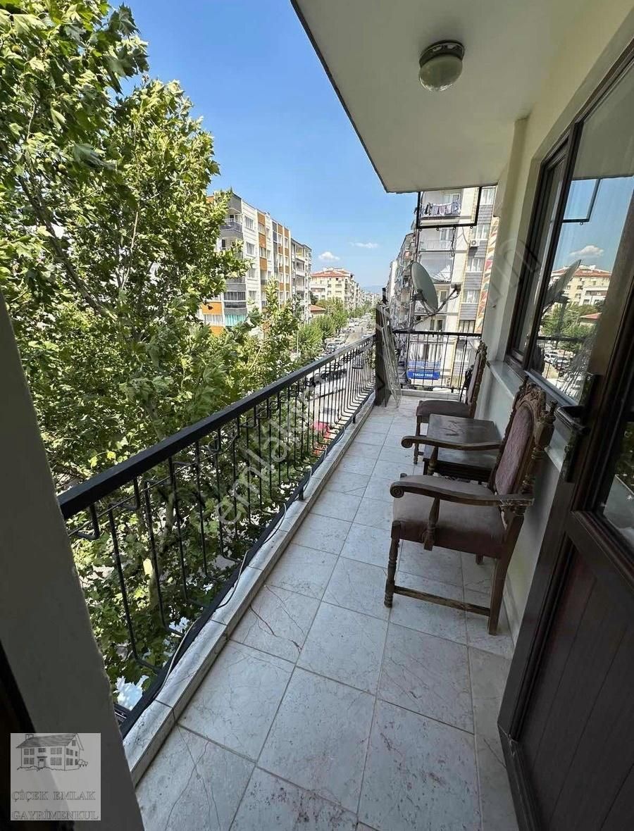 Eşyalı Asansörlü Kiralık Ara Kat