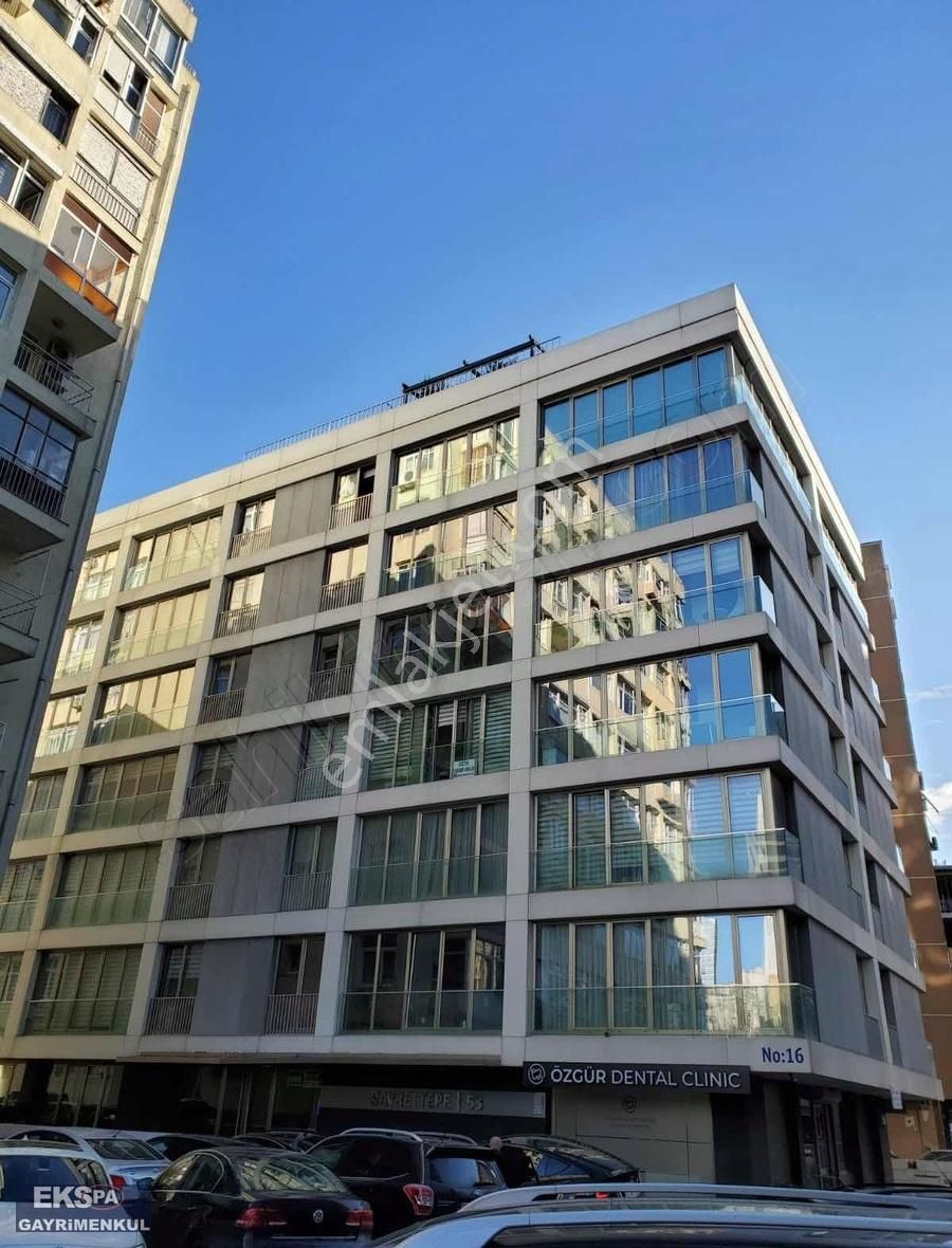 Gayrettepe 53 Residence'da 1+1 Ön Cephe Mükemmel Daire