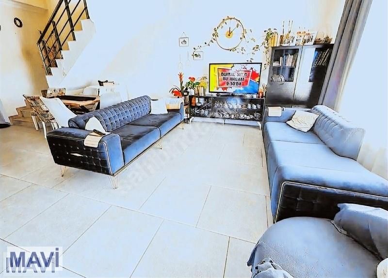 Fırsat Villa! Denize Yakın, Verandalı, Kombili, Oturuma Hazır - Görsel 3
