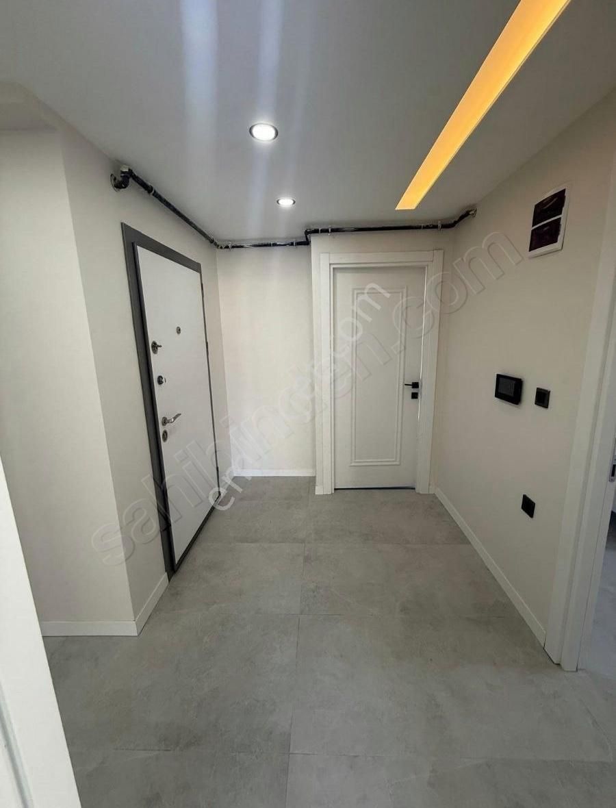 Yakuplu Metrobüse Yürüme Mesafedınde Kiralık Daire