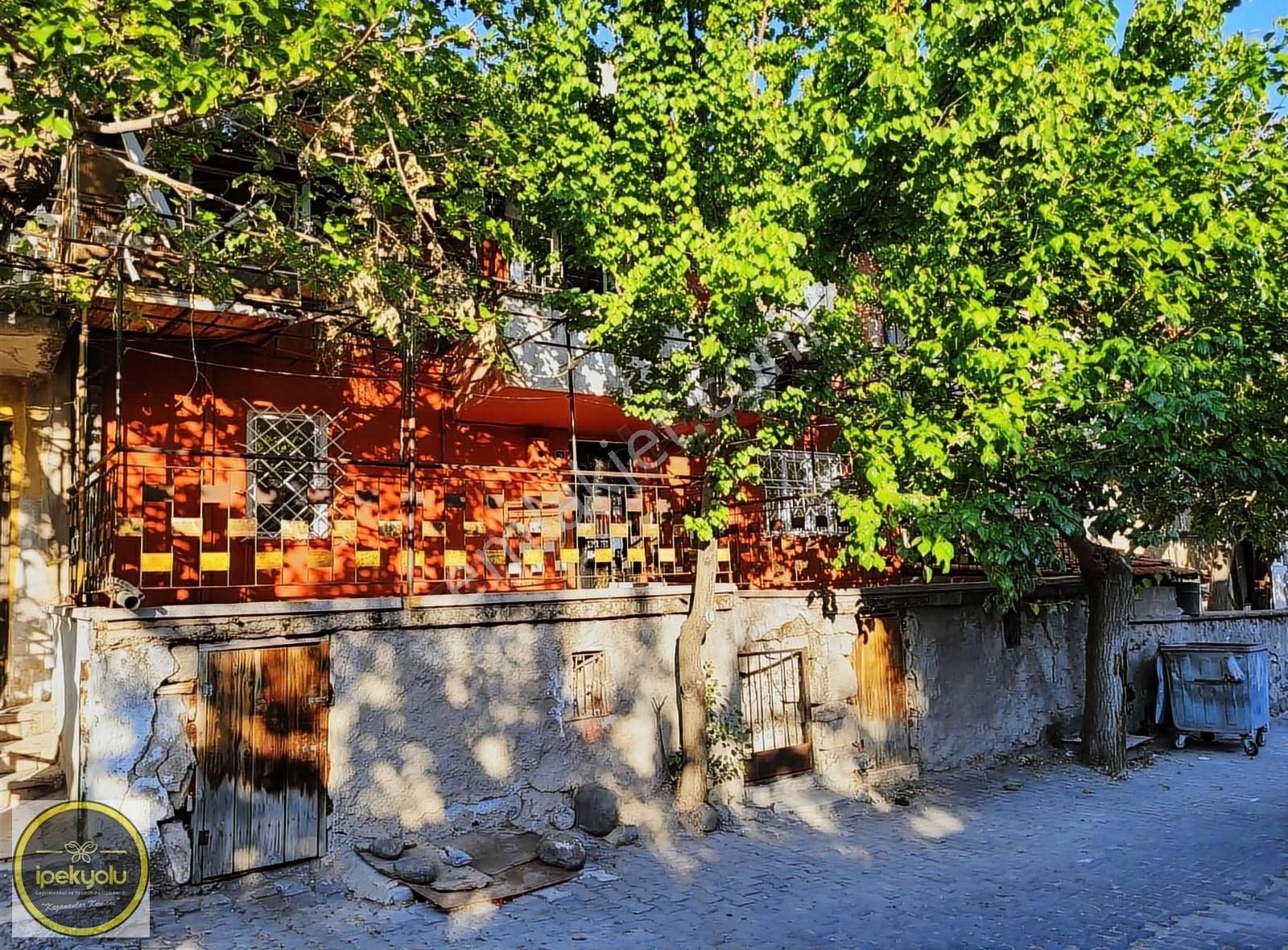 İpekyolu Gayrimenkul Den Ayvaşık Ta Yapılı 1+1 Satılık Daire