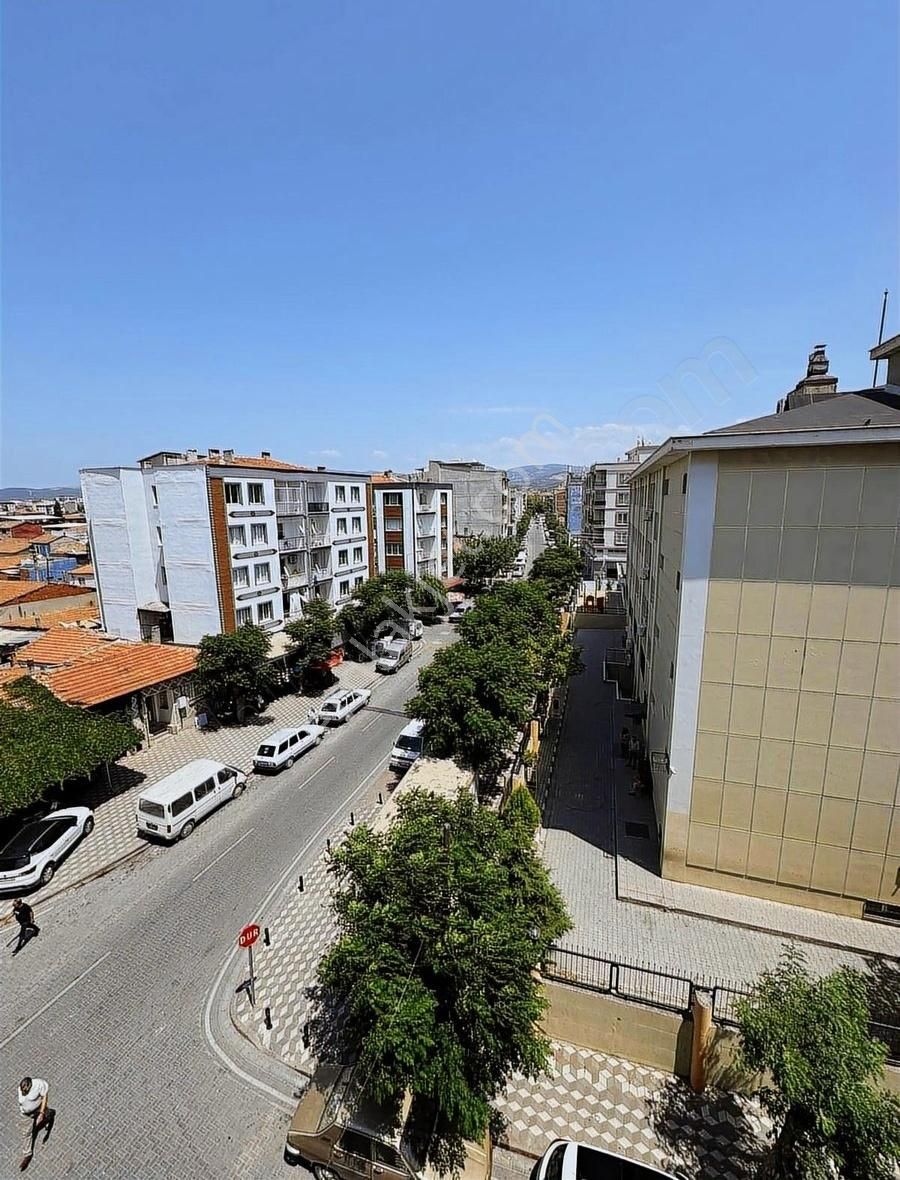 Dostlardan Pehlıvanoğlu İlköğretim Karşısı Satılık Daire