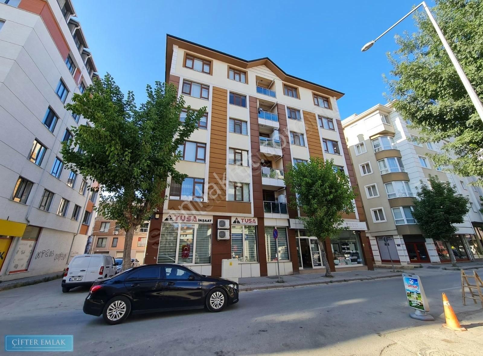Ali Çifter' Den Basın Şehitleri Cad. Üzerinde Asansörlü Lux 3+1