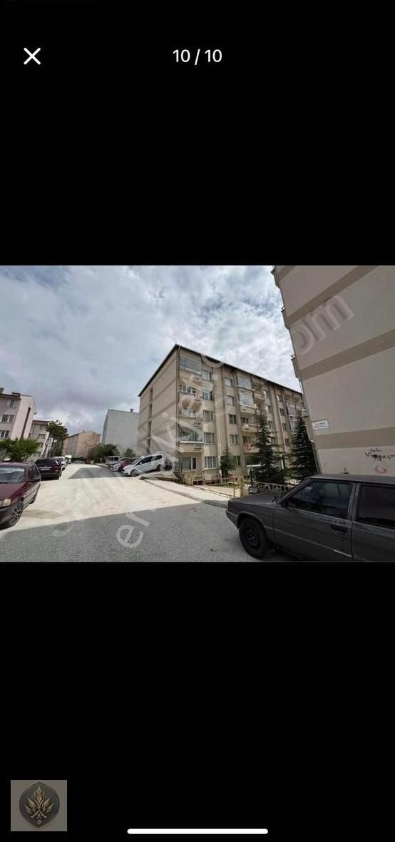 Çarşı Merkezde 76 Site İçerisinde 2+1