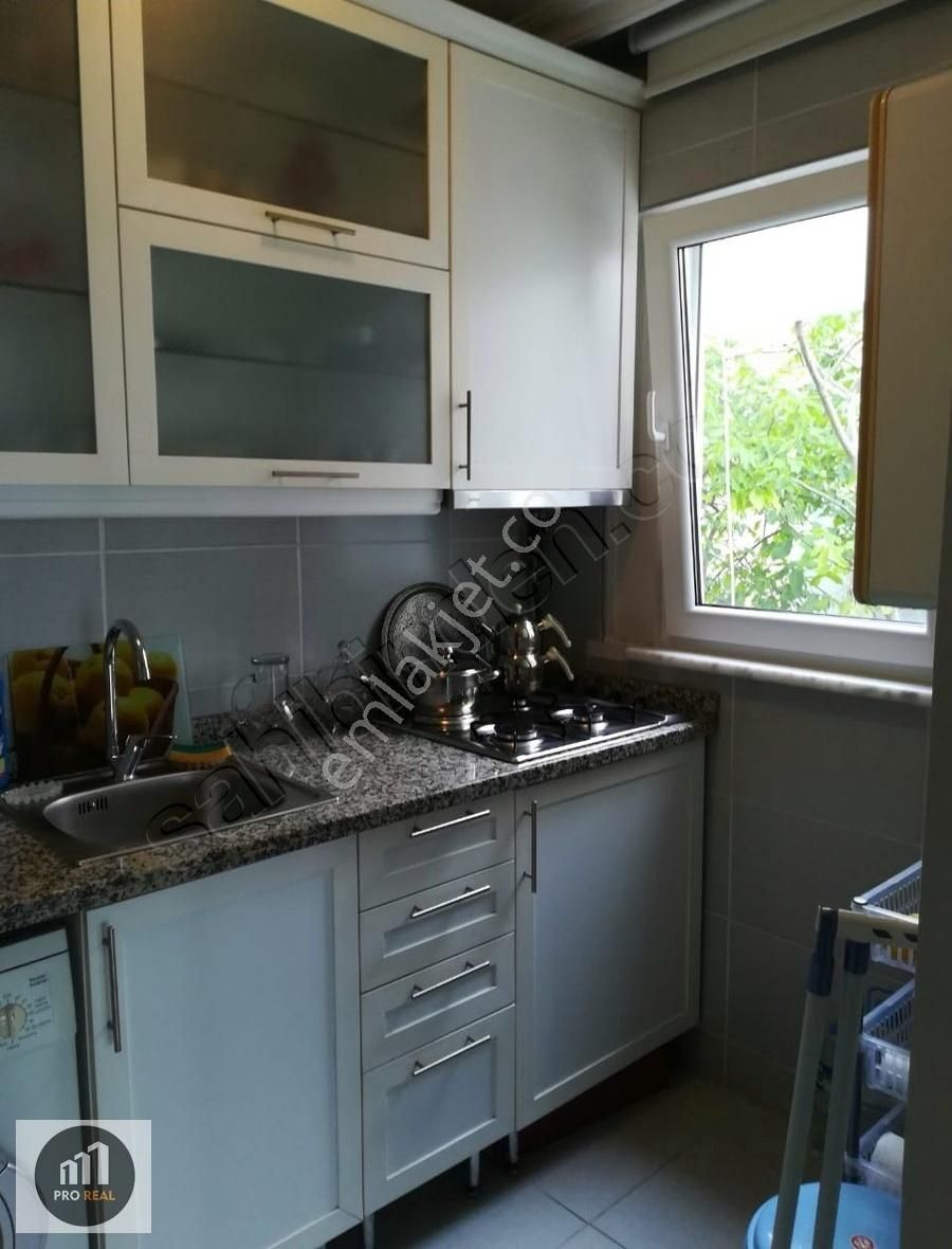 Cerrahpaşa Da Satılık Temiz 2+1 Manzaralı Daire - Görsel 14