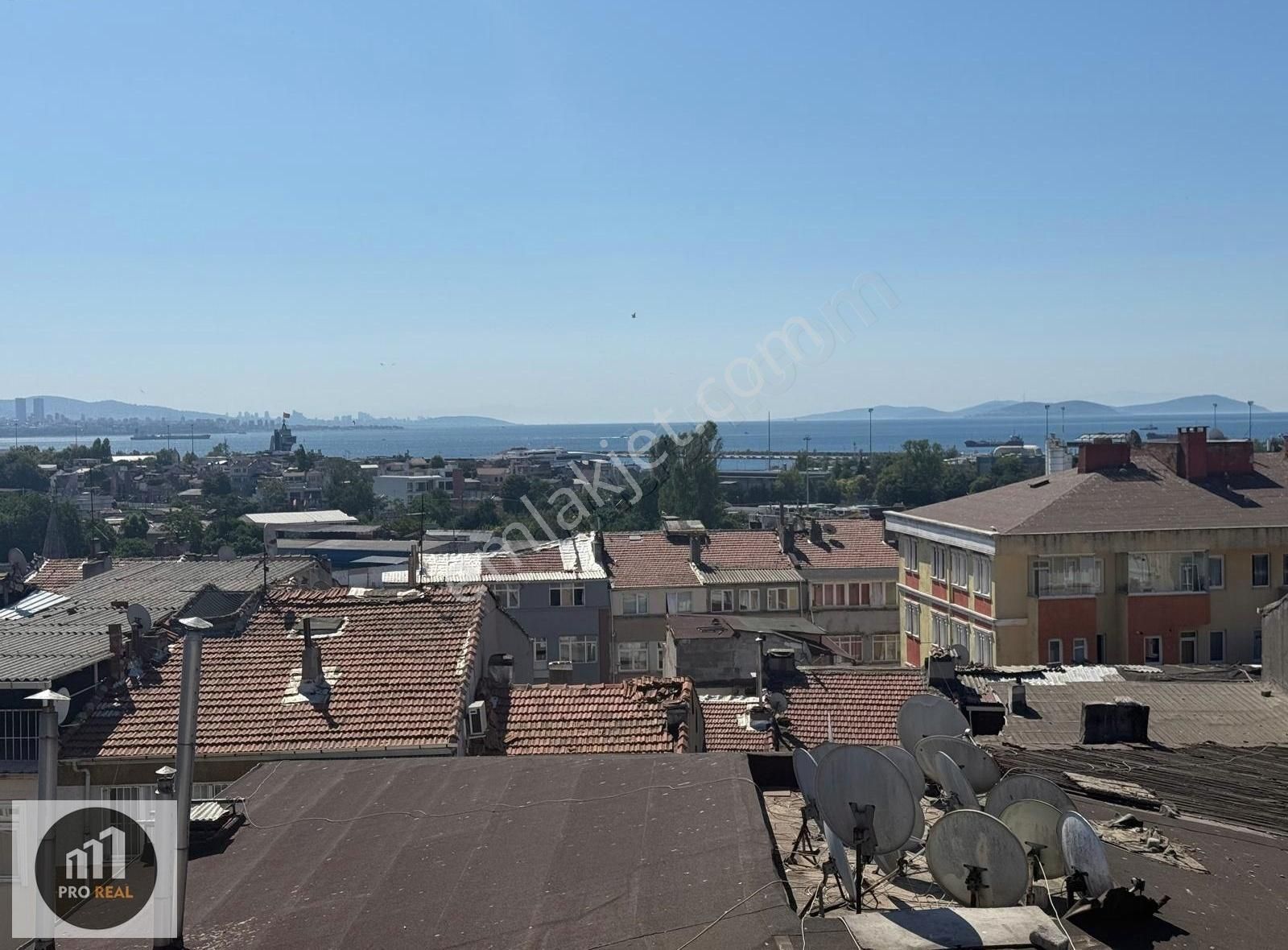 Cerrahpaşa Da Satılık Temiz 2+1 Manzaralı Daire - Görsel 33