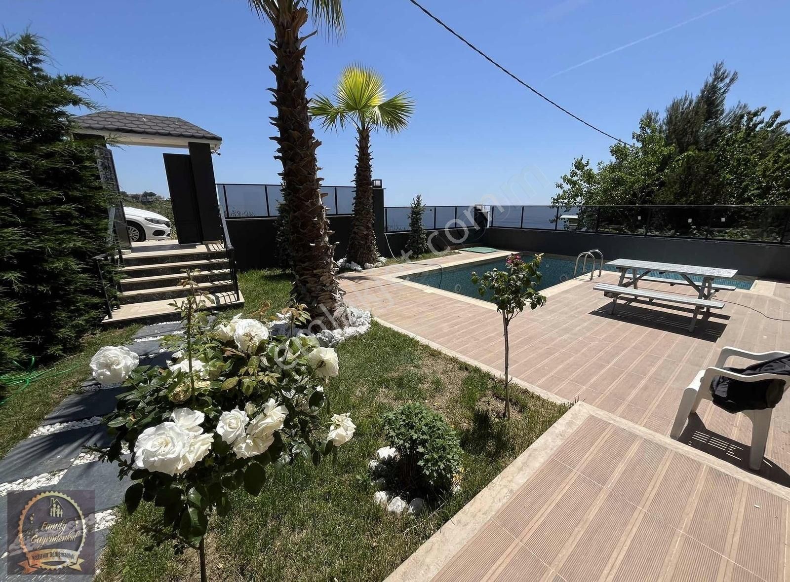 Silivri Merkez'de Deniz Manzaralı,havuzlu,lüks Villa - Görsel 23