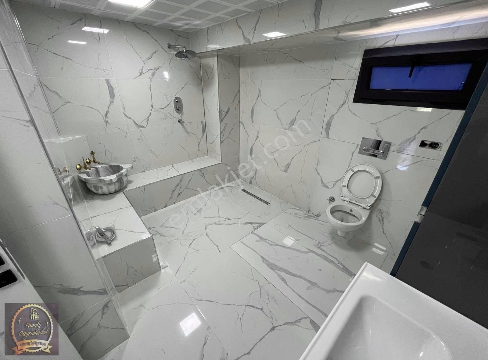 Silivri Merkez'de Deniz Manzaralı,havuzlu,lüks Villa - Görsel 12