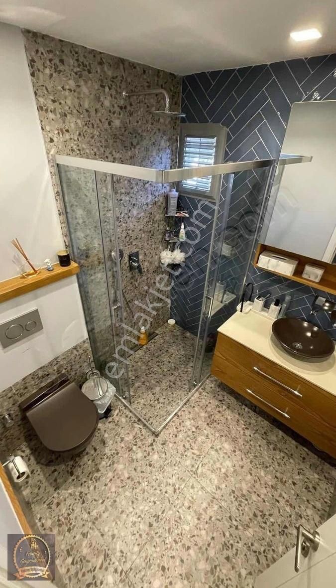 Silivri Uyumkent 8. Mahalle'de Havuz Başı A Tipi Villa - Görsel 27