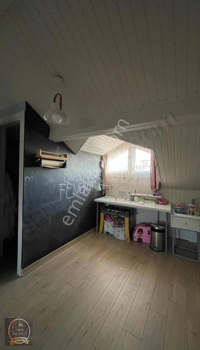 Silivri Uyumkent 8. Mahalle'de Havuz Başı A Tipi Villa - Görsel 12