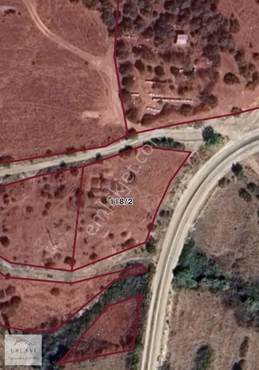 Çaltılı'da 1.261 M2 3 Tarafı Yol Cepheli Yatırımlık Tarla