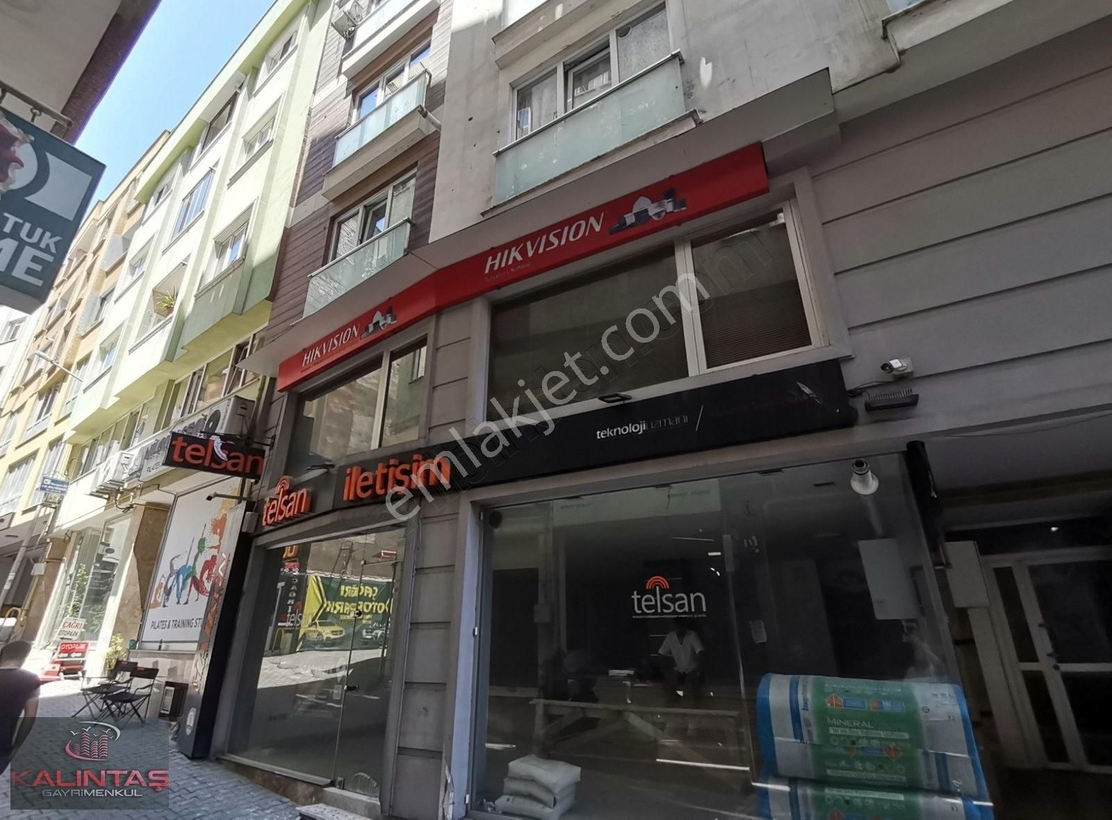 Kemerkaya Mah. Daire & İşyerine Uygun 1+1 Doğalgazlı Asansörlü
