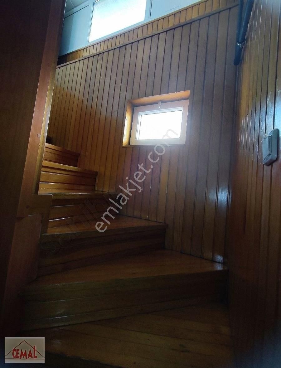 Cemal Emlak Bursa Yıldırım M.akif Ersoy 3.5 Katın 2.5 Kati His - Görsel 18