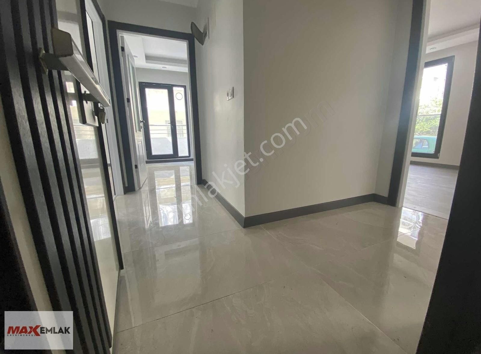 Nenehatun Mh'de 2+1 85 M2 Yüksek Giriş Daire
