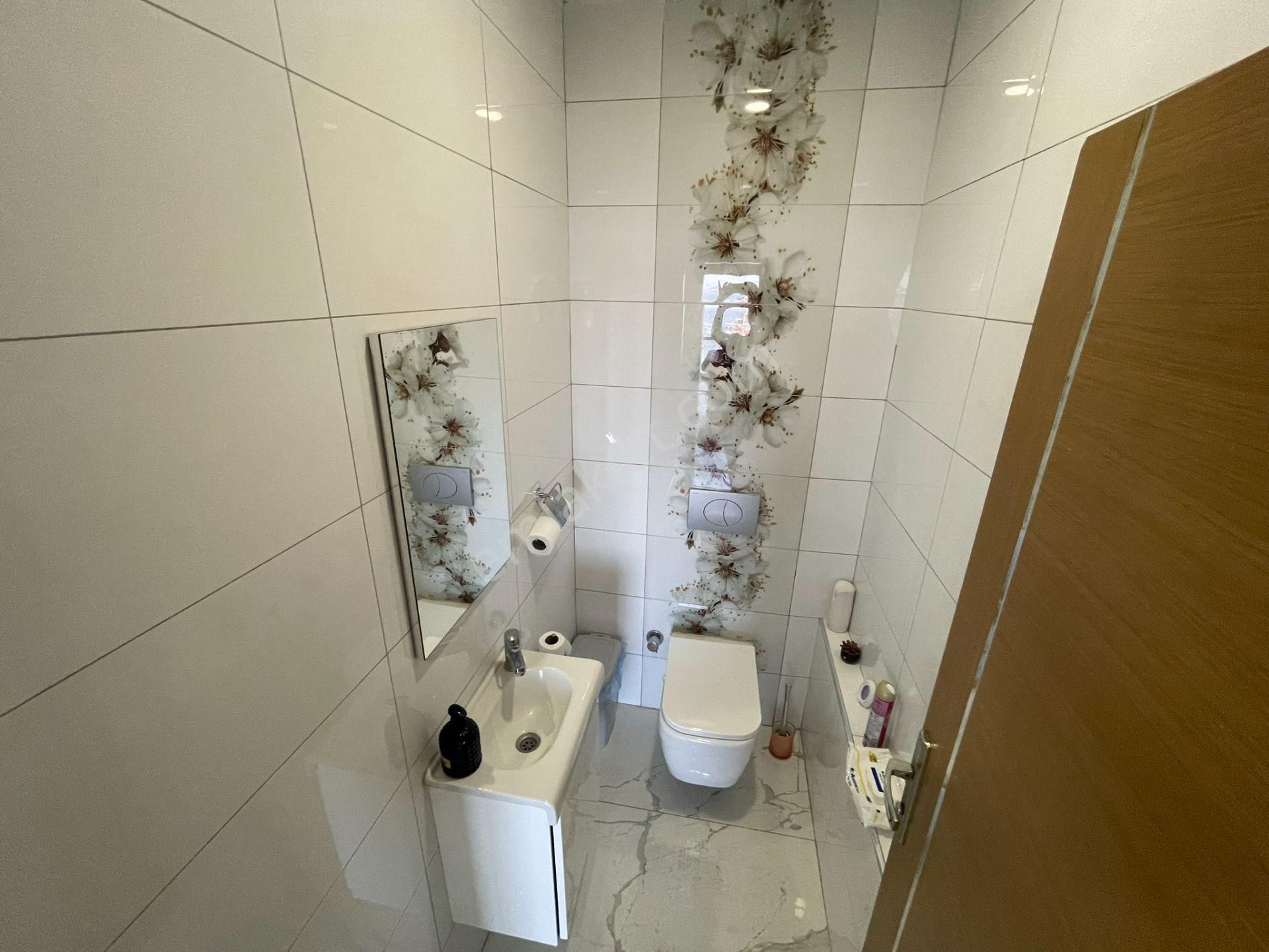 Folkart Towers A Kulede Deniz Tarafında Satılık Prestijli Ofis! - Görsel 15