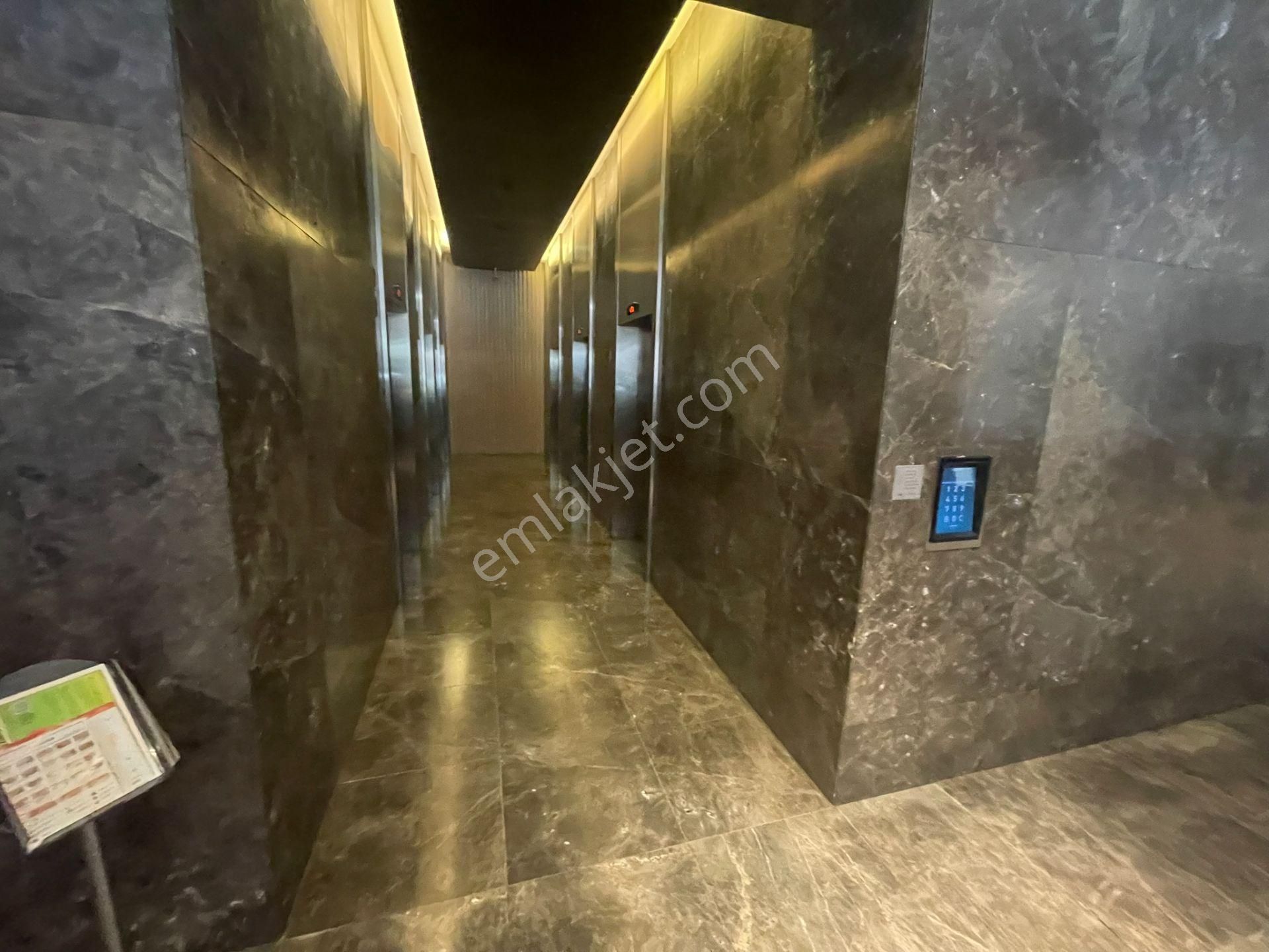 Folkart Towers A Kulede Deniz Tarafında Satılık Prestijli Ofis! - Görsel 31