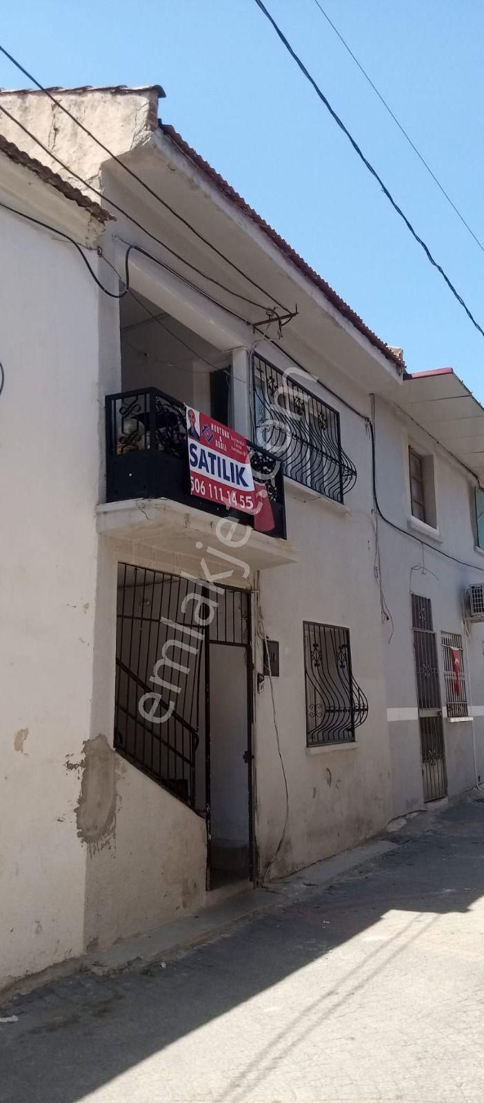 Aydın Kuşadasında Müstakil Ev Sstılık