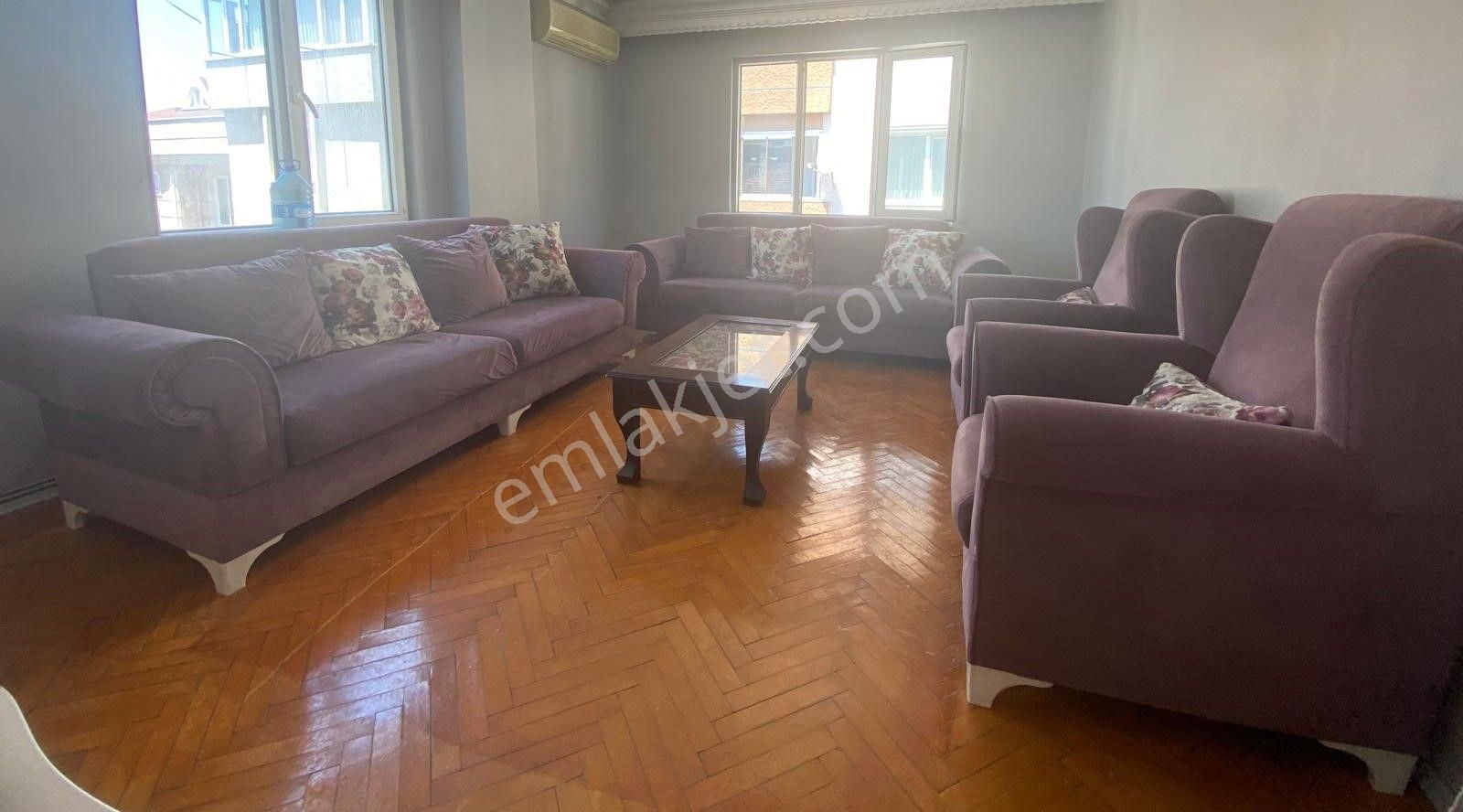 İstanbul House'dan Bahçelievler'de Eşyalı (boyalı) 2+1 Kiralık