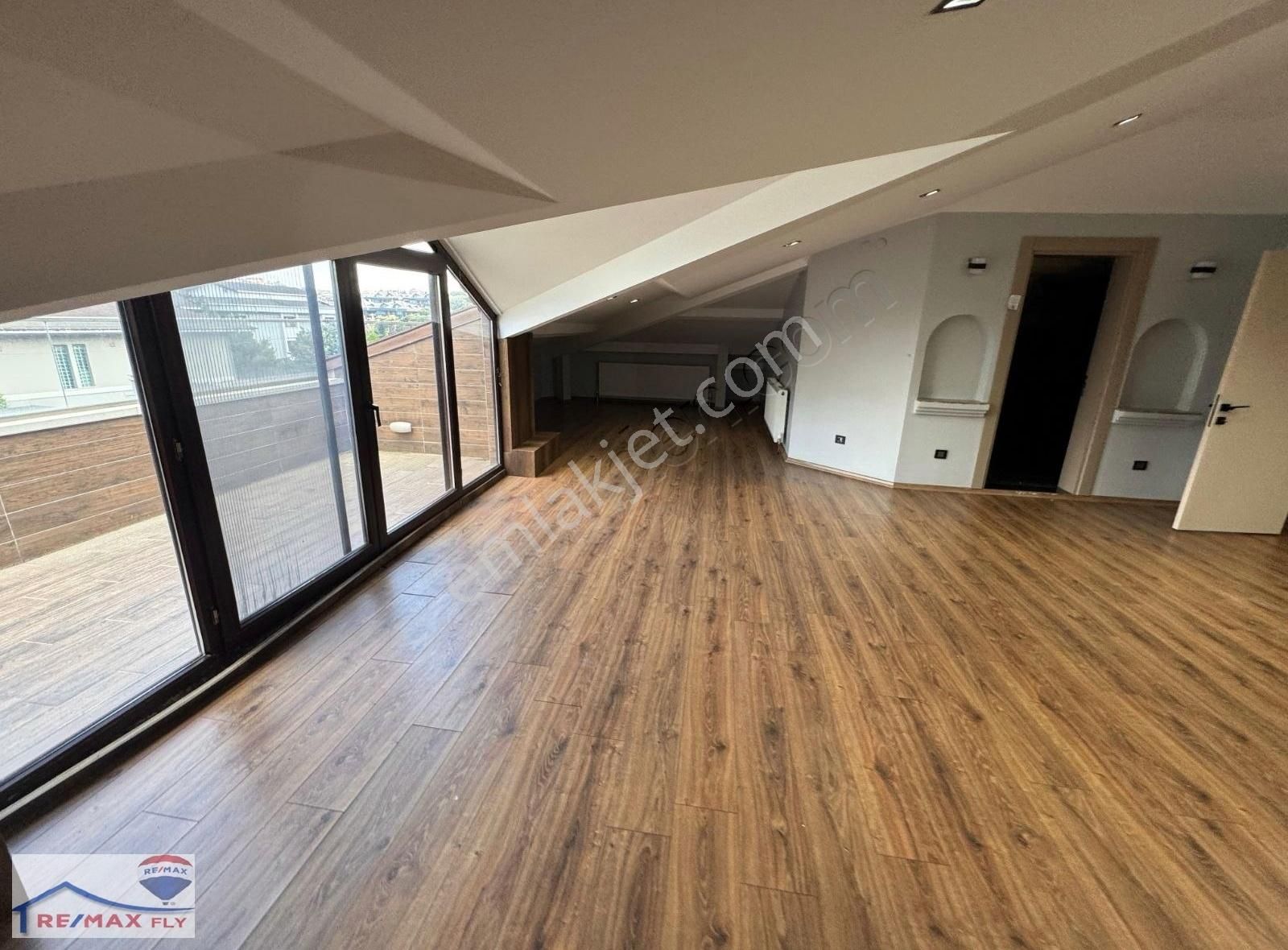 Tarabya'da Satılık Taşınmaya Hazır Villa - Görsel 6