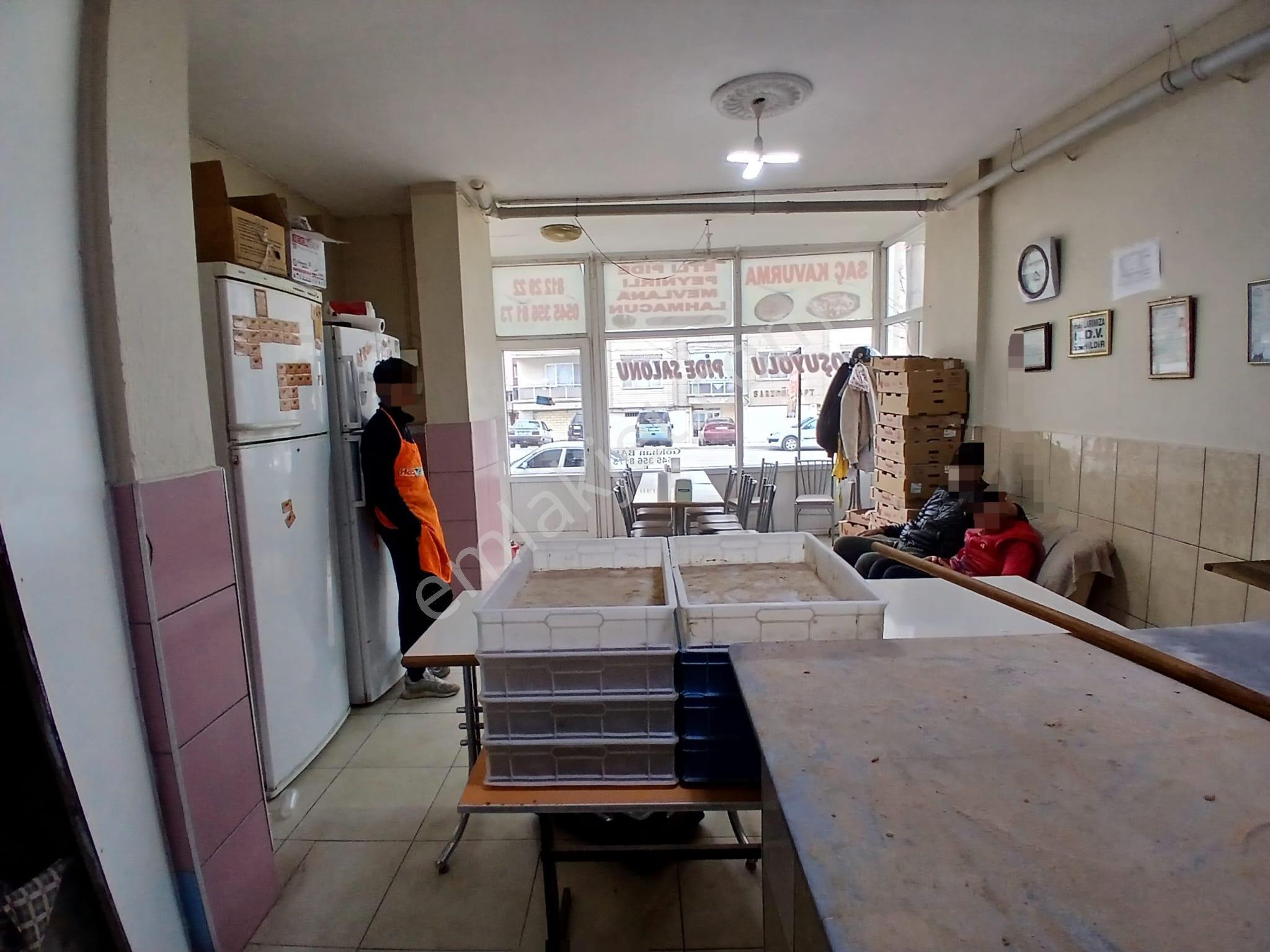 Akçay Emlak'tan Akşehir Koşuyolunda En Güzel Mevkide Fırın Ruhsatlı Kiracılı Satılık Dükkan - Görsel 19