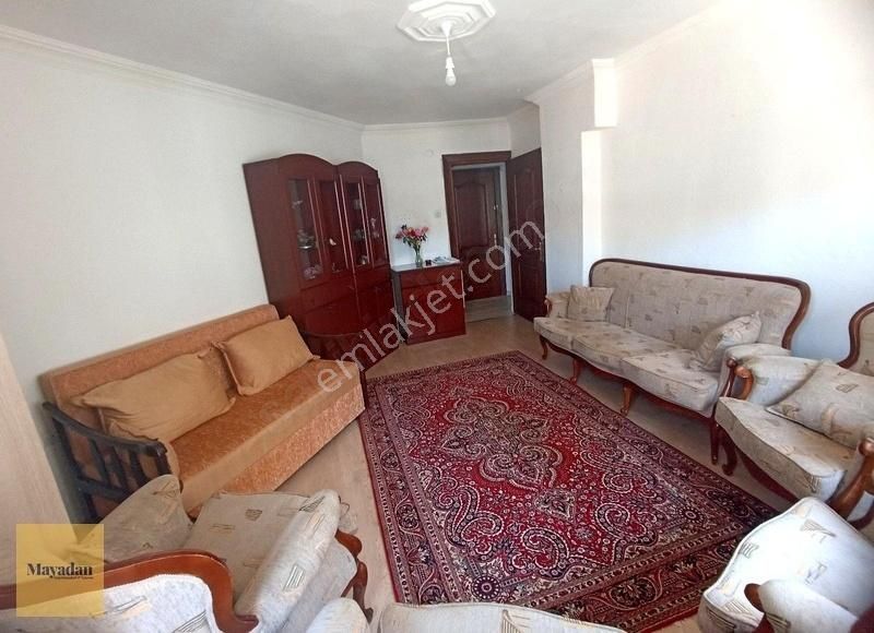 Mayadan Gyo'dan Hacı Yusuf Mahallesinde Eşyalı Kiralık 2+1 Daire
